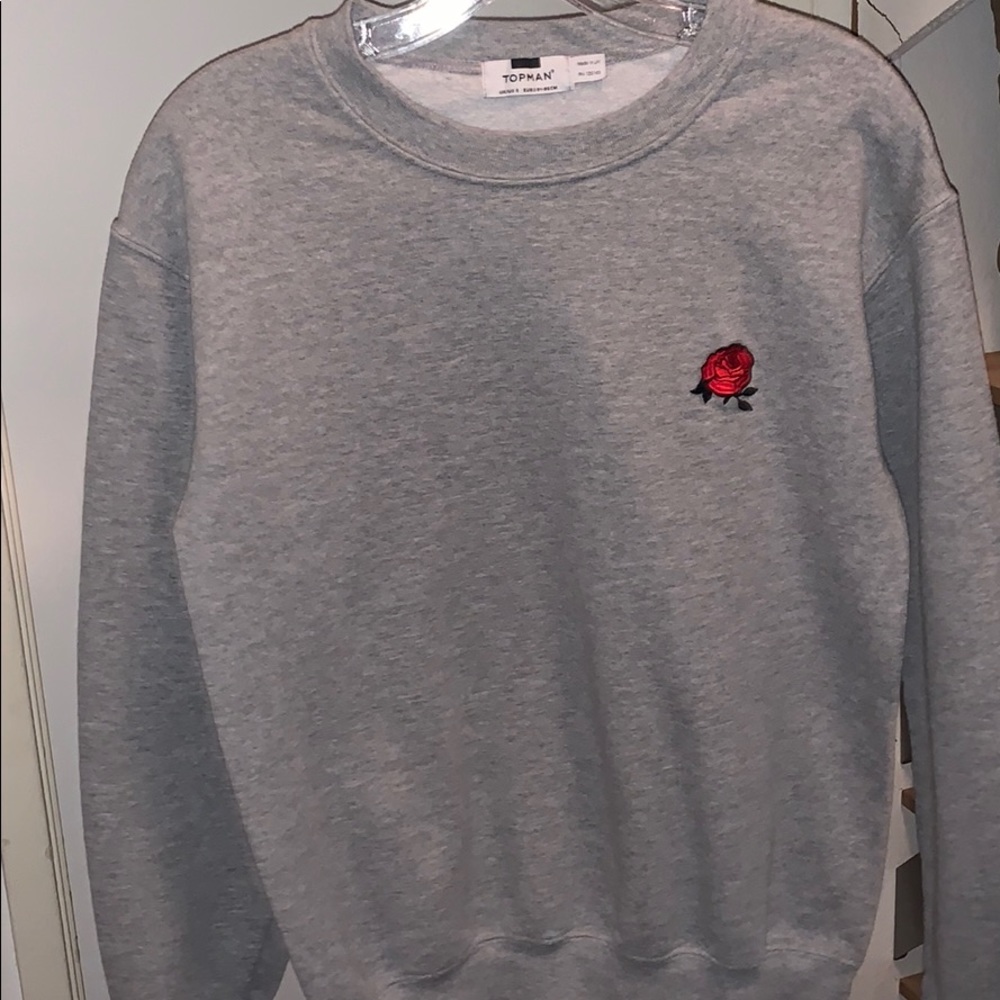 Top man rose crew neck